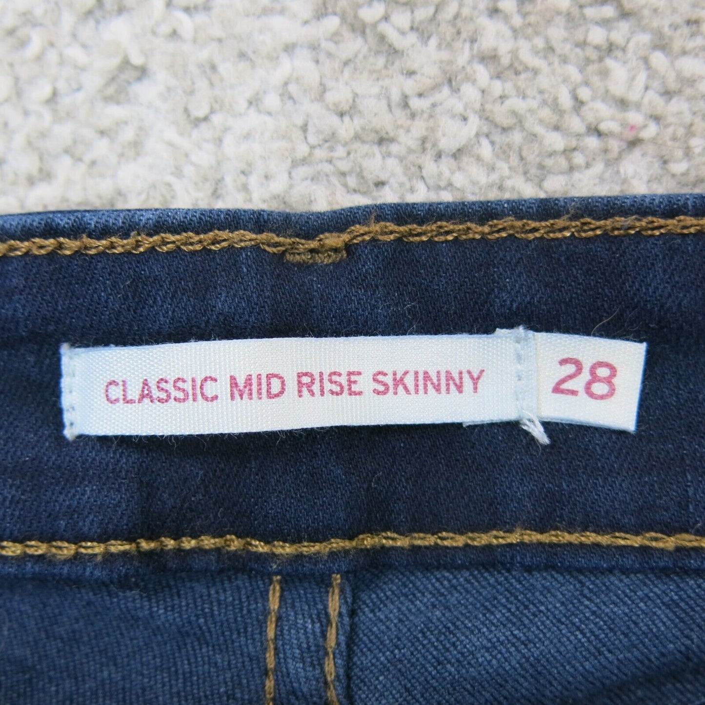 Levis Womens Jeans Classic Mid Rise Skinny Leg Denim Stretch Pockets Blue SZ 28