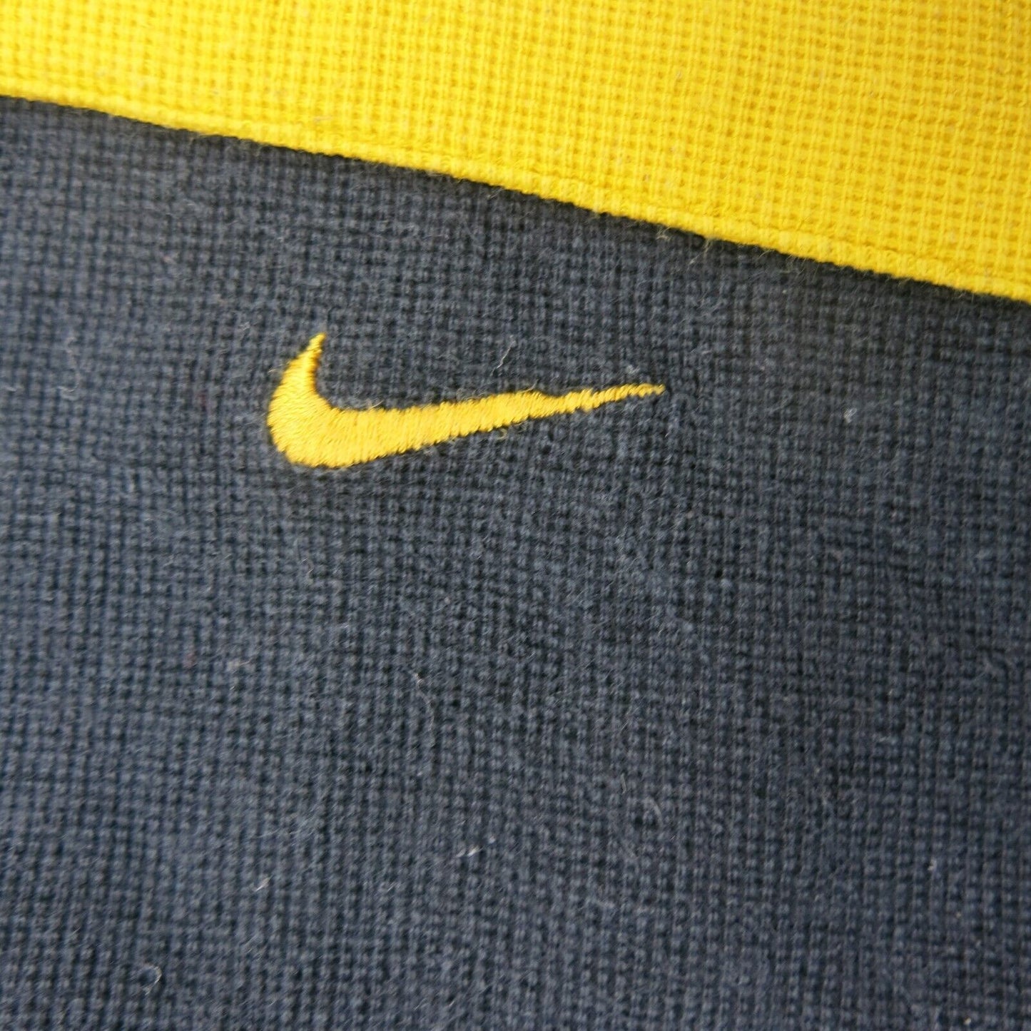 Nike Team Mens Sweatshirt V Neck 100% Cotton Long Sleeves Iowa Logo Black Large