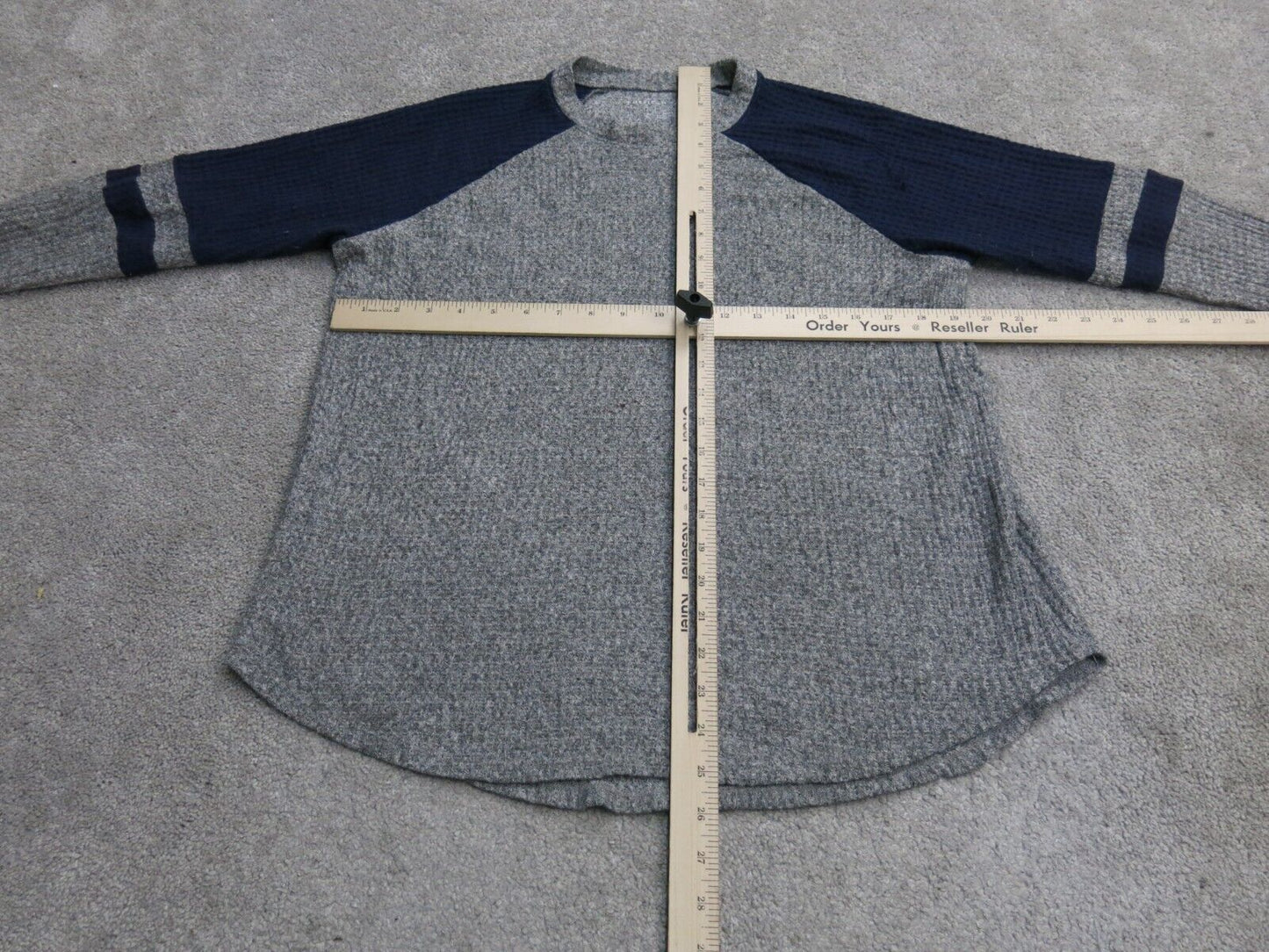 American Eagle Womens Pullover Sweater Crew Neck Long Sleeves Gray Navy Size S/P