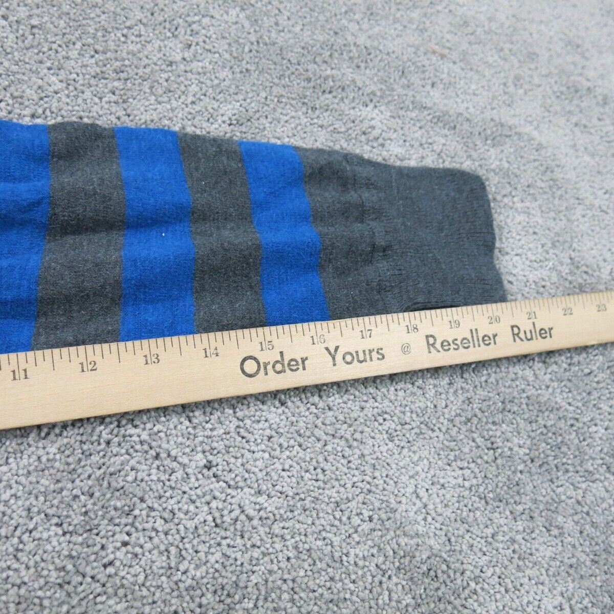 American Eagle Mens Striped Pullover Sweater V-Neck Long Sleeves Black Blue SZ M