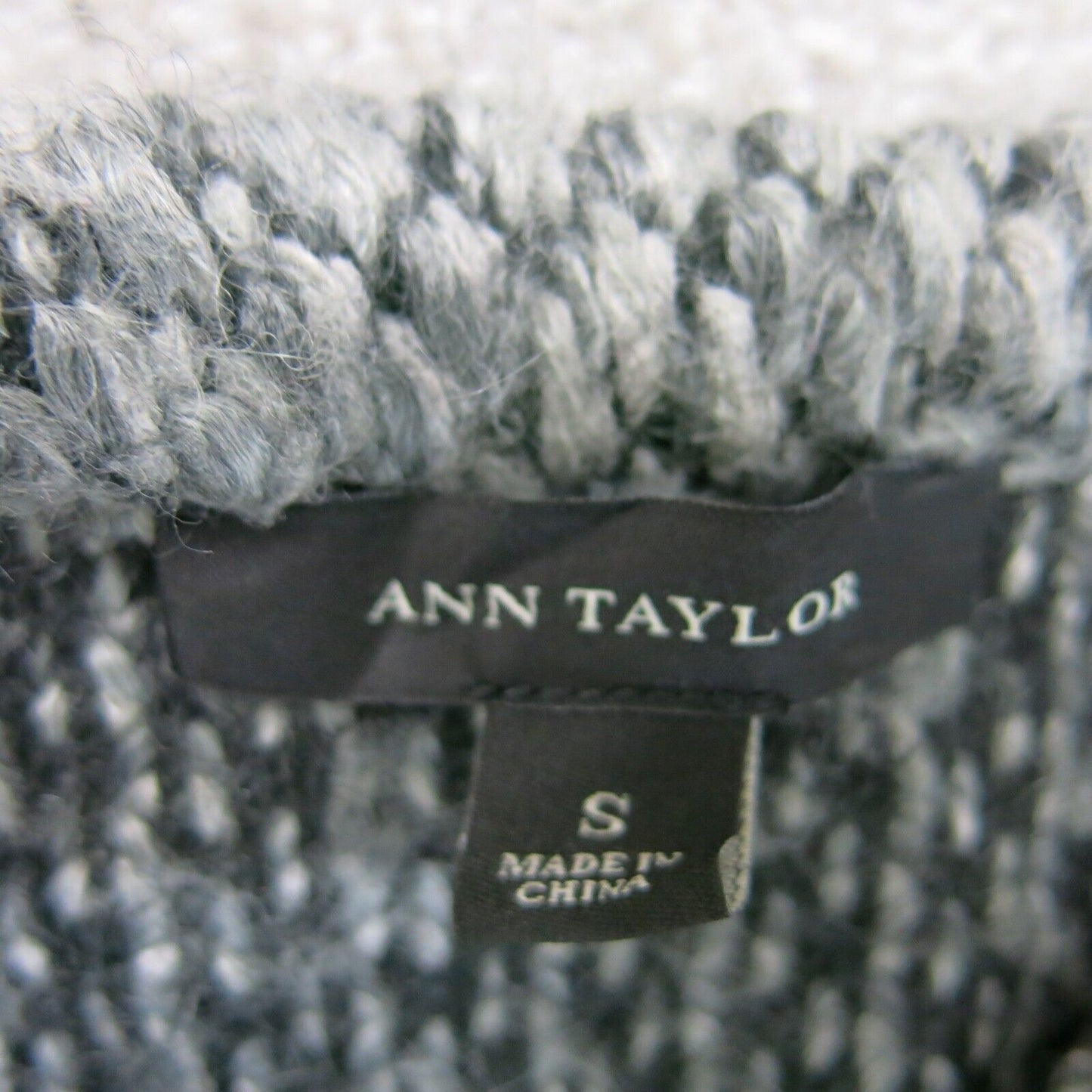 Ann Taylor Womens Cardigan Sweater Knitted Long Sleeve V Neck Black Size Small