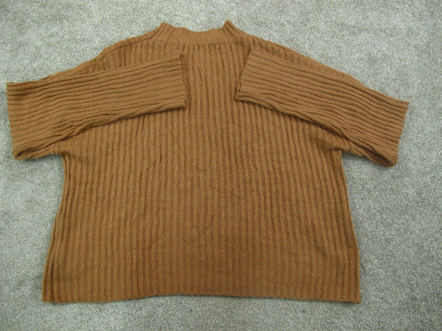Forever 21 Women Pullover Sweater Knitted Long Sleeve Round Neck Brown SZ Medium
