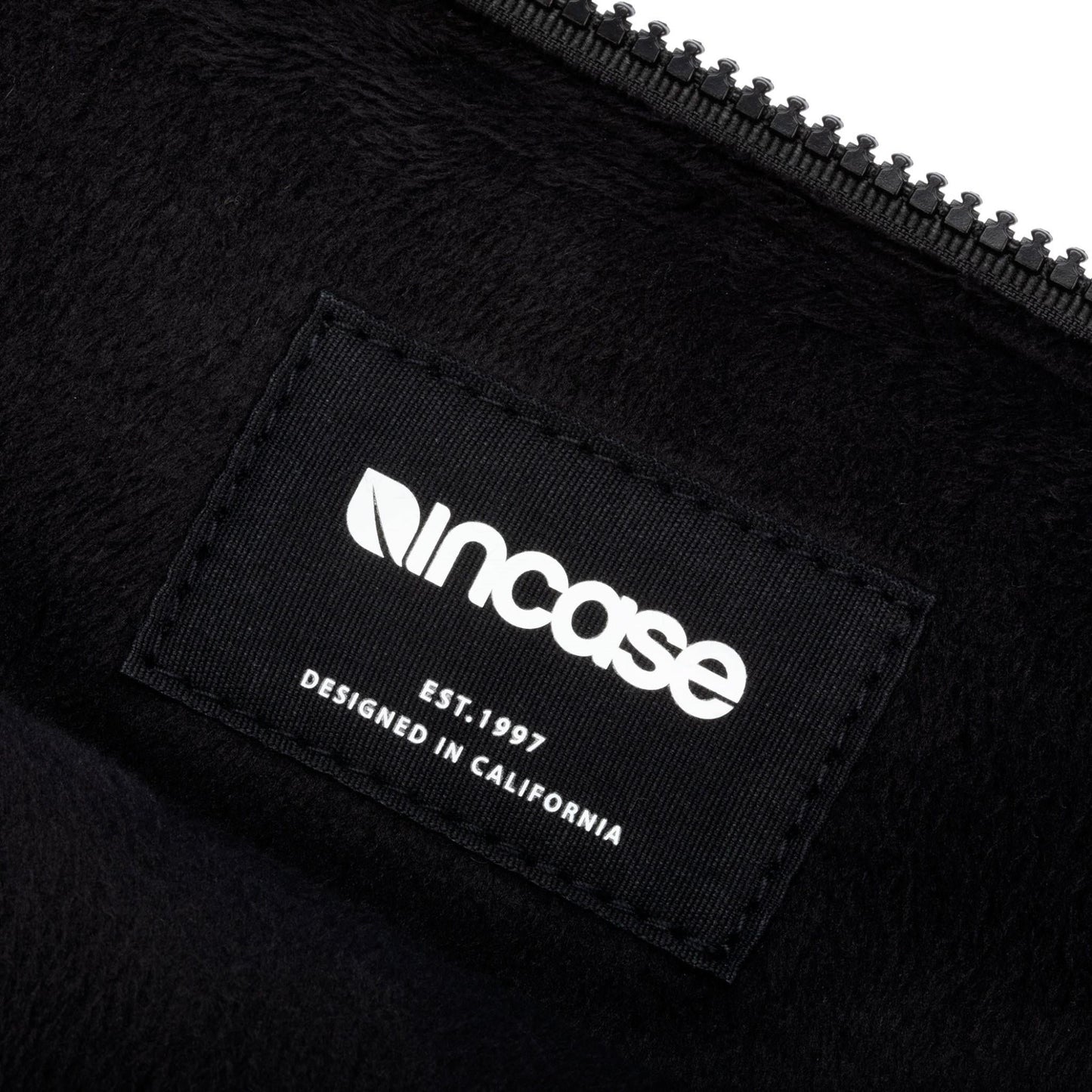 Incase Compact Sleeve Woolenex for 13" MacBook (Graphite)