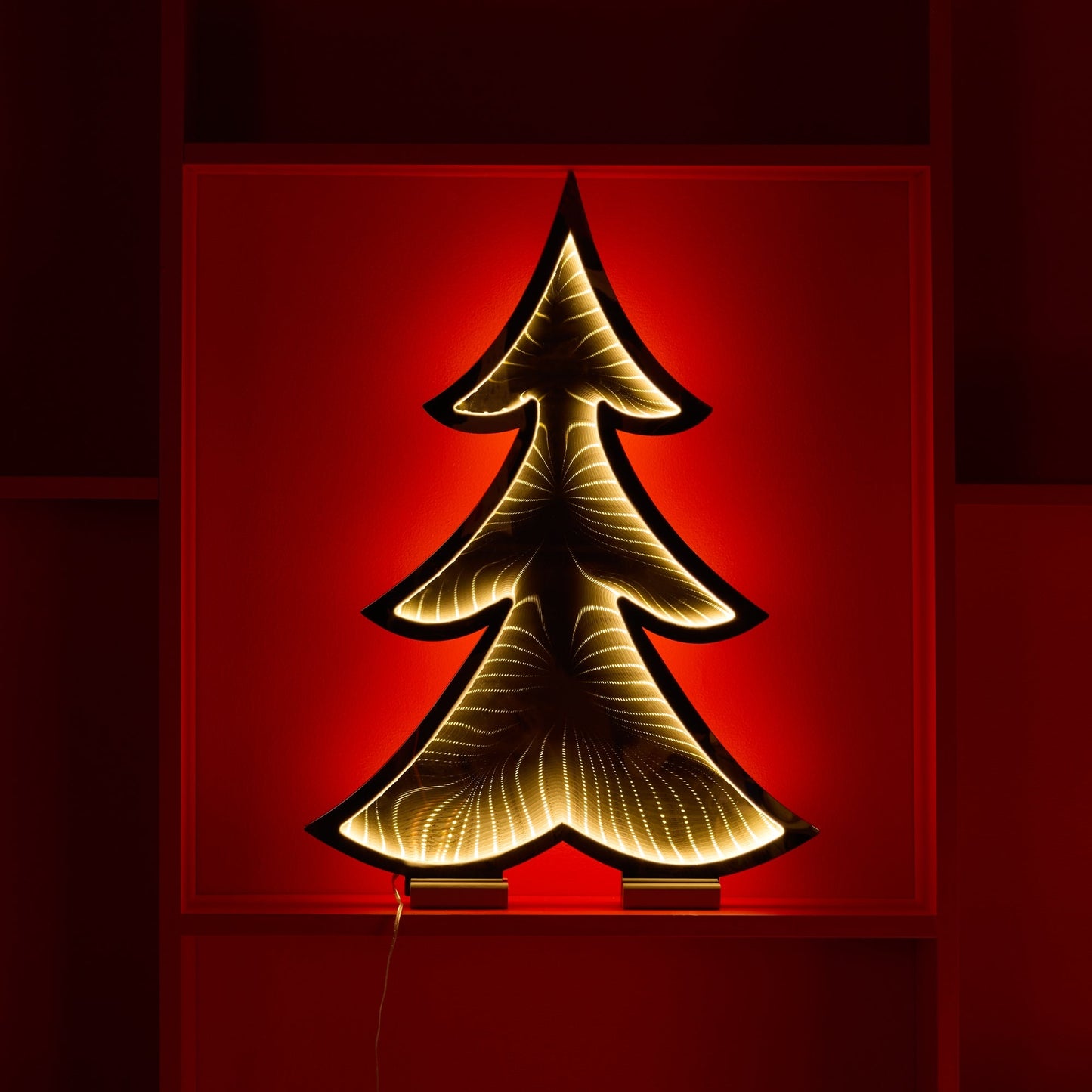 Pine Tree Ekko Light Display
