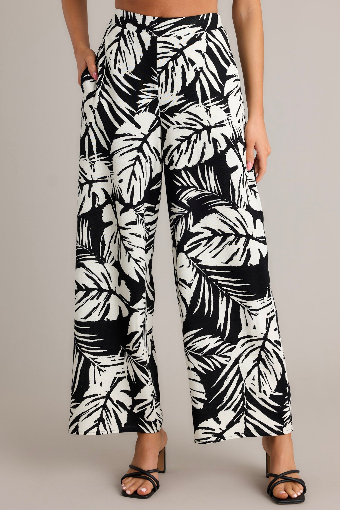 Shadow Palm Black Tropical Print Pants