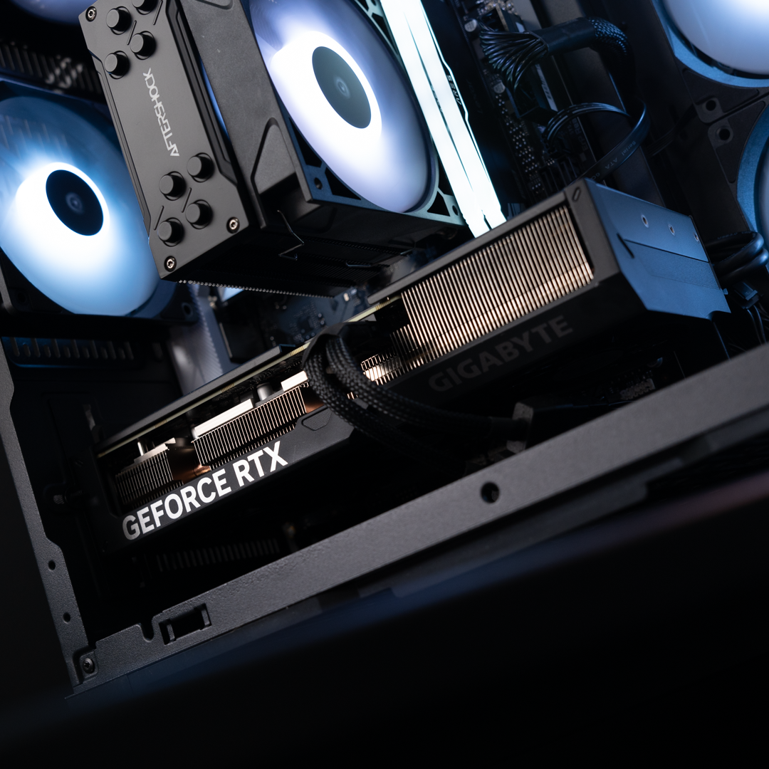 Aftershock Koi Pond Gaming Desktop PC (Ryzen 5 7600) [RTX 4070 SUPER]