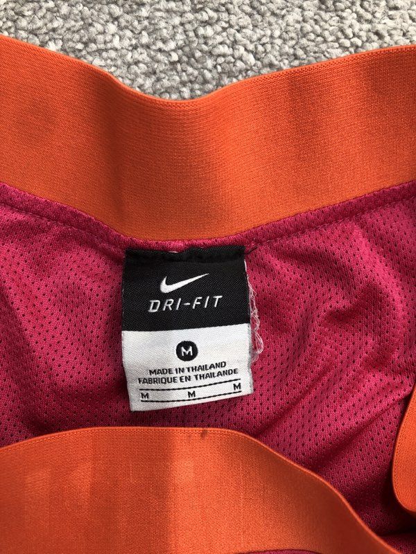 Nike Shorts Womens Medium Pink Dri Fit Activewear Athletic Running Swoosh Logo