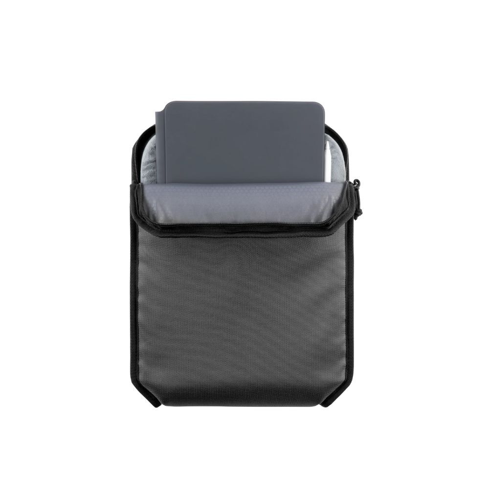 UAG Shock Sleeve Medium 13" (Grey)