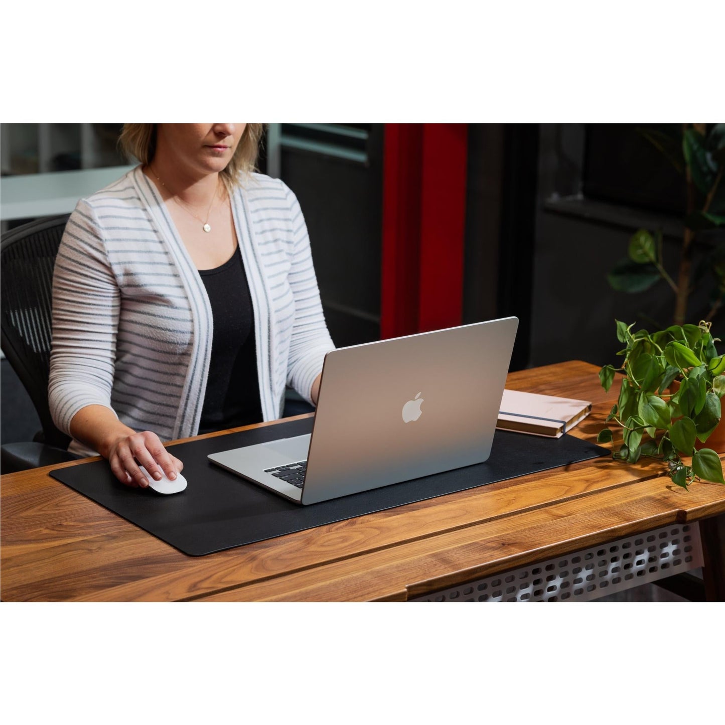 Twelve South Deskpad (Black)
