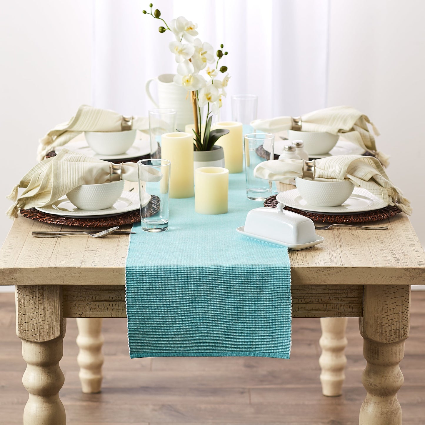 Aqua/White 2-Tone Ribbed Table Runner 13X108