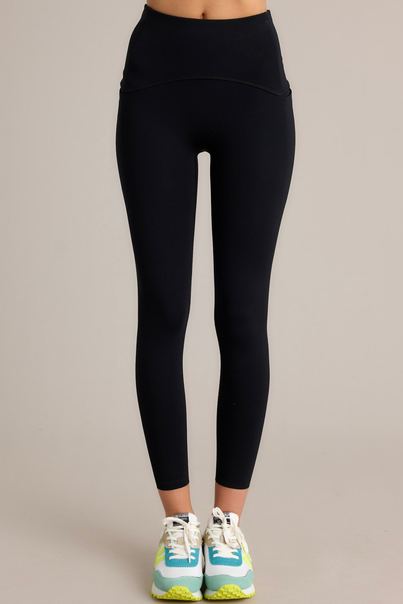 SPANX Booty Boost® Perfect Pocket Active Very Black Leggings