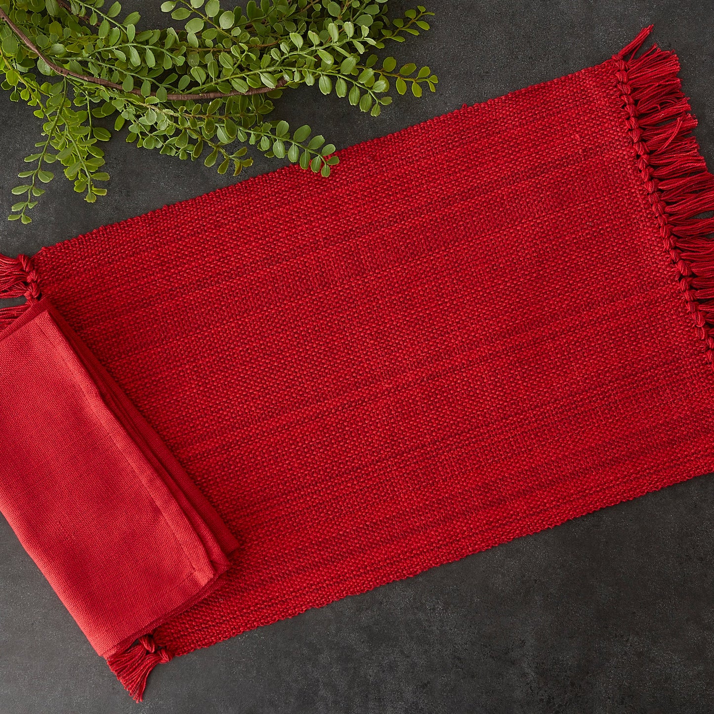 Tango Red Variegated Fringe Placemat & Napkin, Set of 8