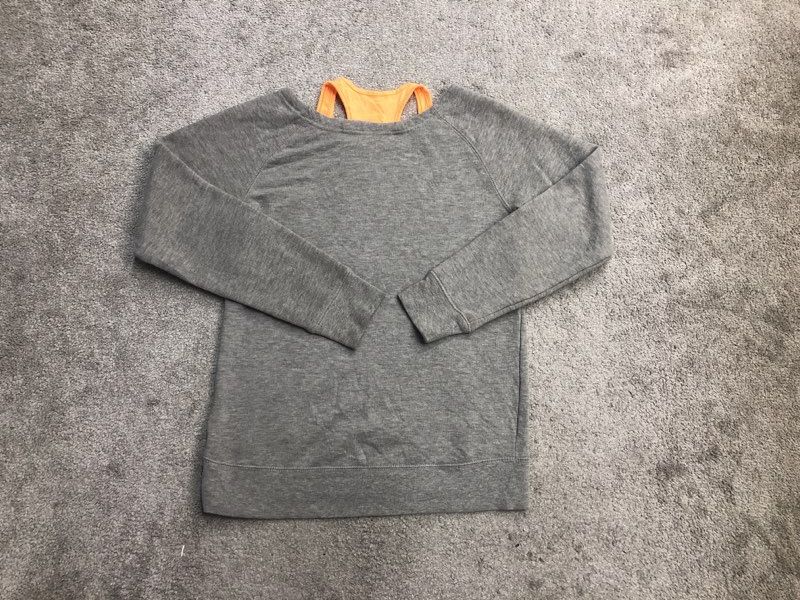 Nike SB Sweatshirt Womens Large Gray Pullover Sweater Round Neck Spellout Logo