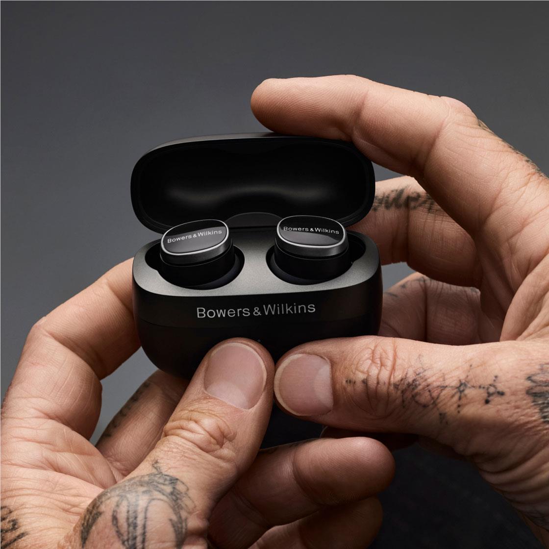 Bowers & Wilkins PI8 True Wireless Earbuds (Black)