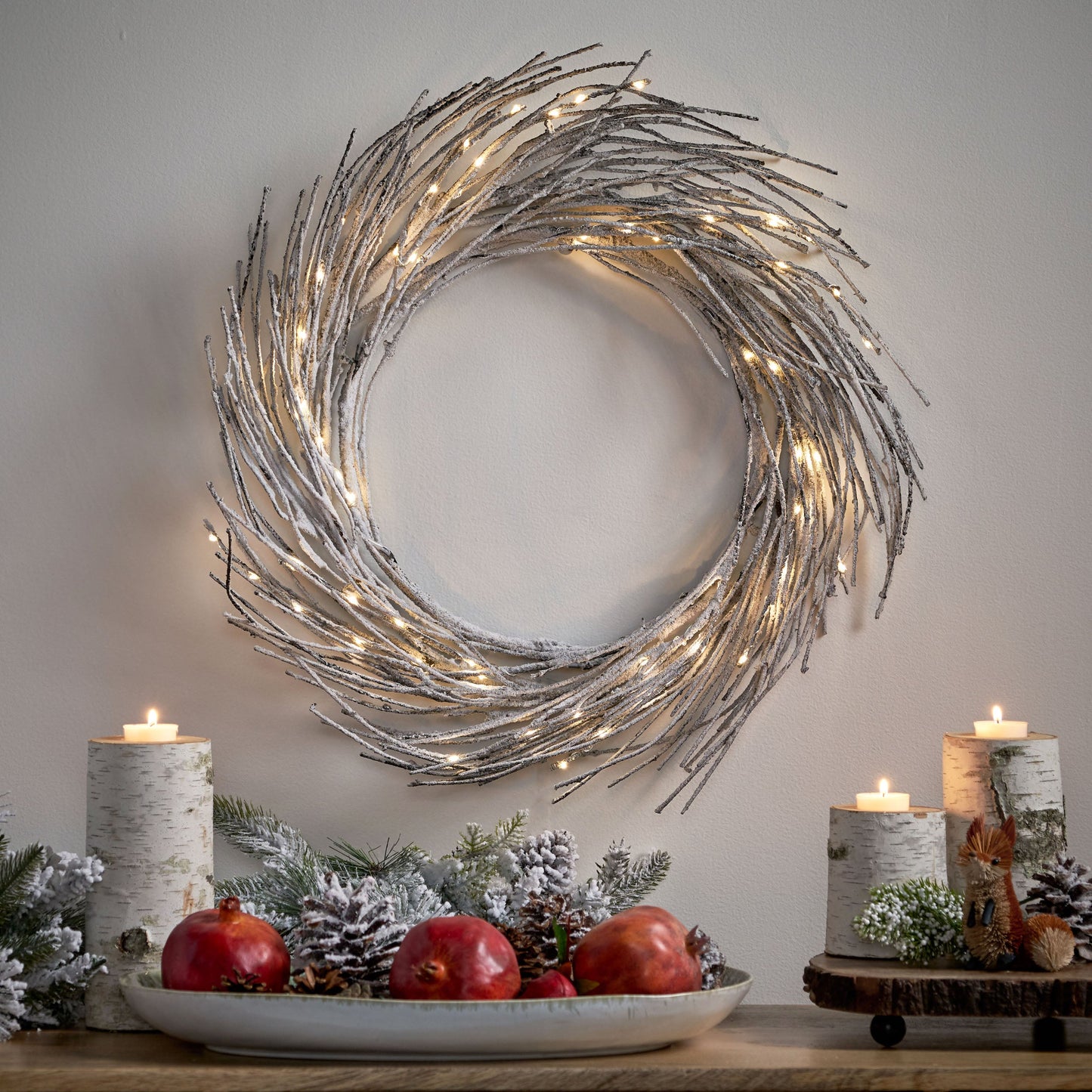 Solto 24" Paper Wreath with LED Lights