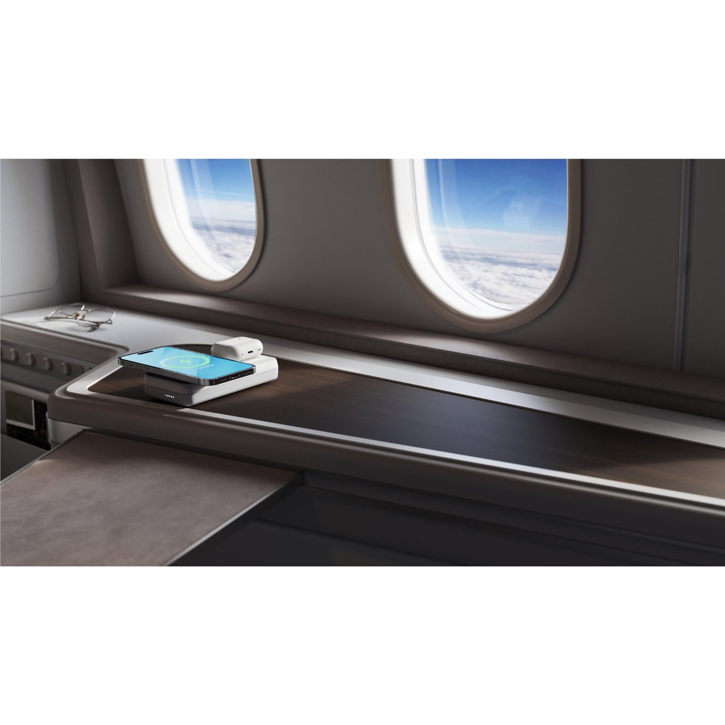 Journey GLYDE MagSafe 4-in-1 Travel Charger with 10K Power Bank (White)