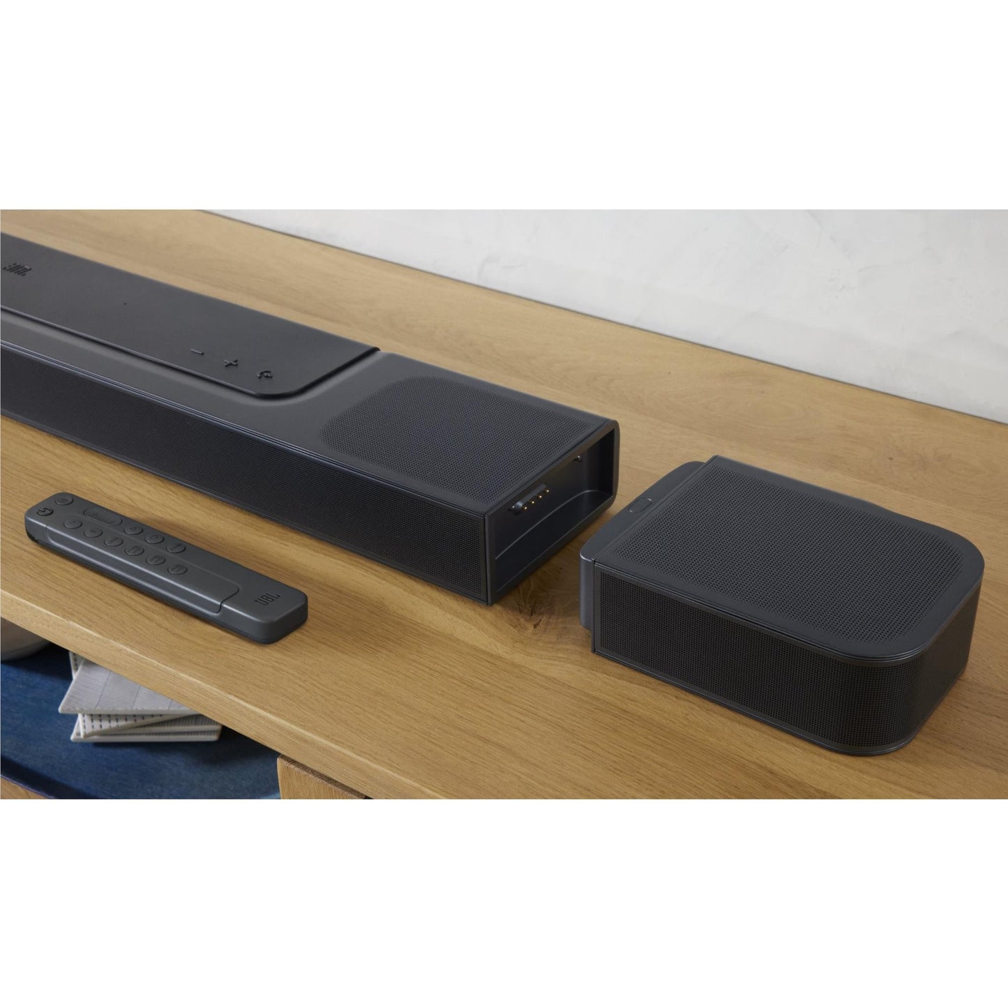 JBL Bar1000 880W 7.1.4 Channel True Atmos Soundbar