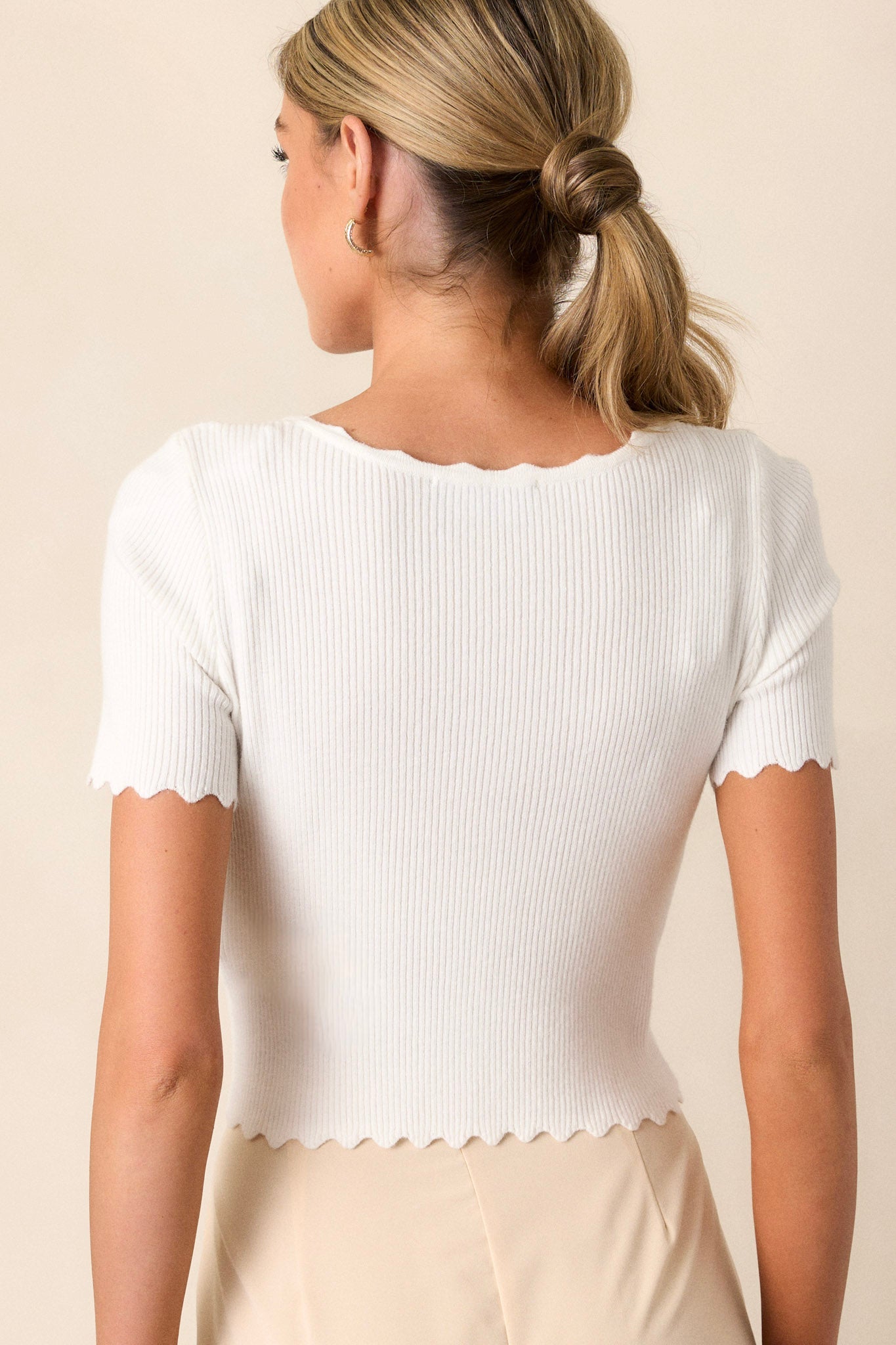 MINKPINK Laura Ivory Scallop Knit Tee