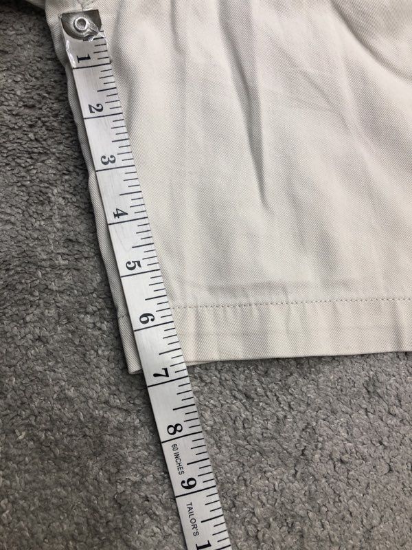 Columbia Shorts Womens 8 Off White 100% Cotton Chino Shorts Pockets Lightweight