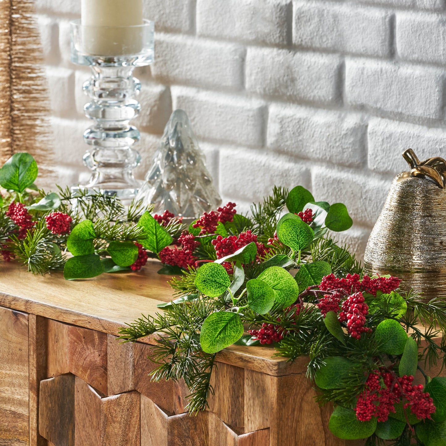 Aveny 5 ft Leaves/Berry Garland
