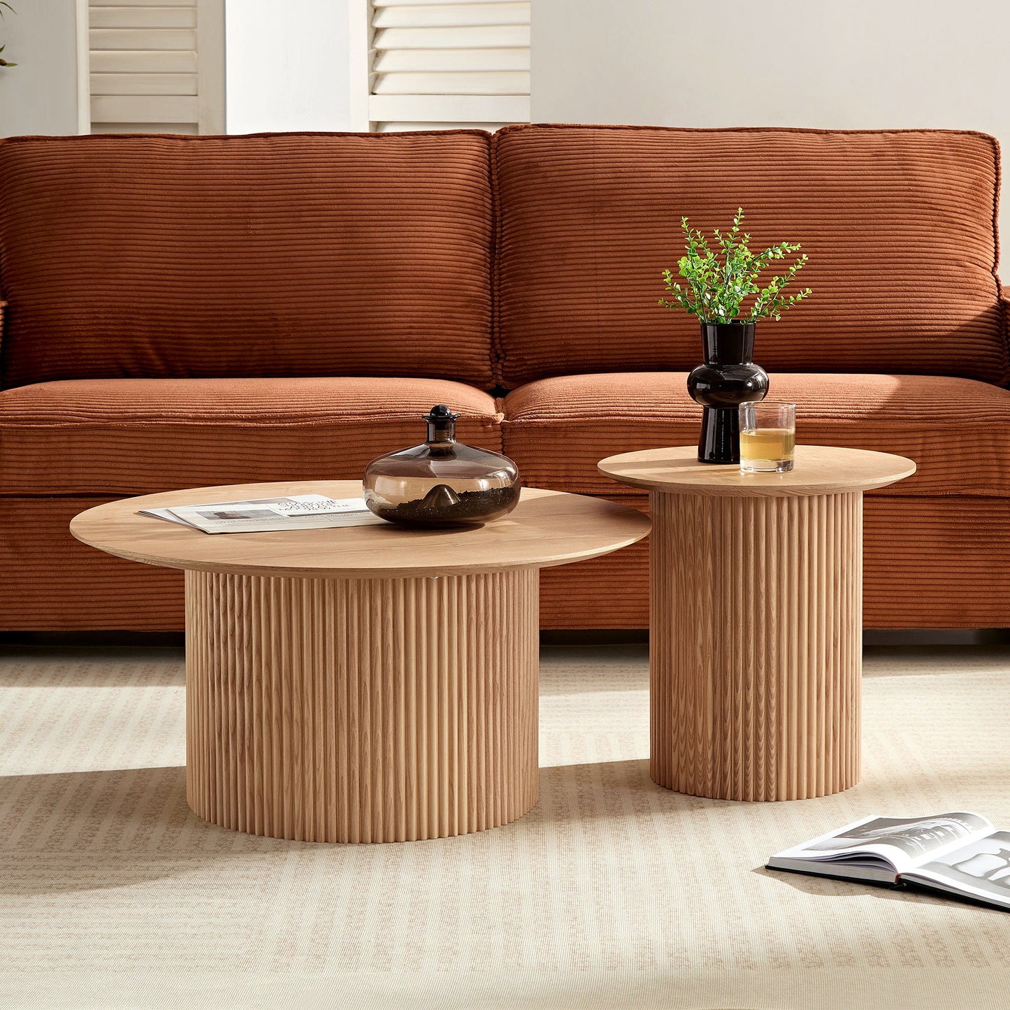 Volet 17.71" Round Side Table with Wave Pattern Base