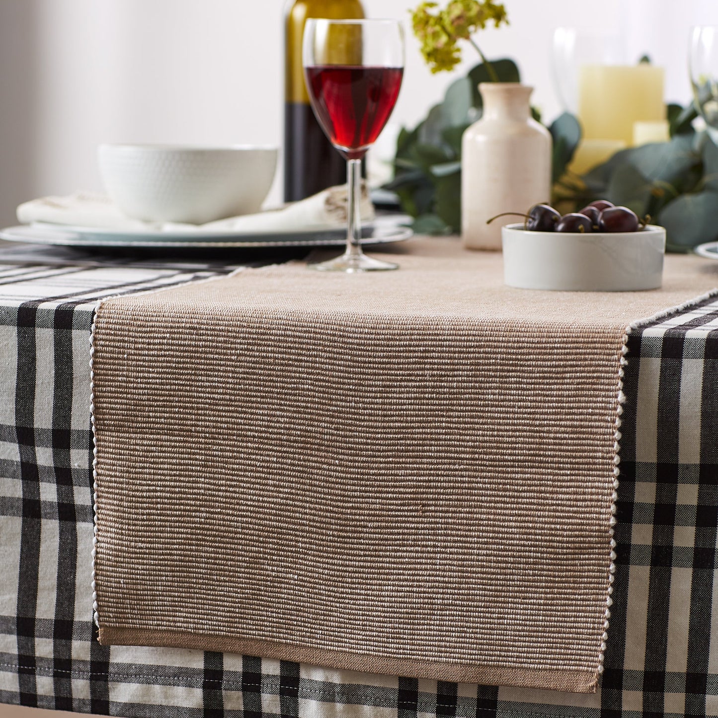 Stone/White 2-Tone Ribbed Table Runner 13X72