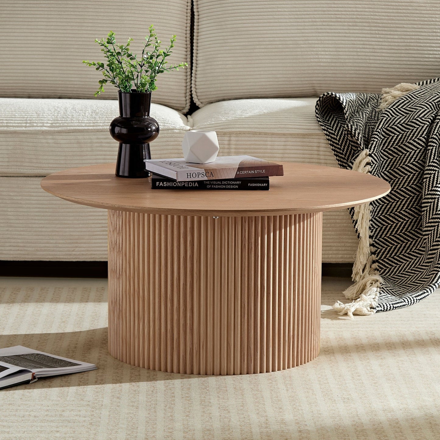 Volet 31.49" Round Coffee Table with Wave Pattern Base