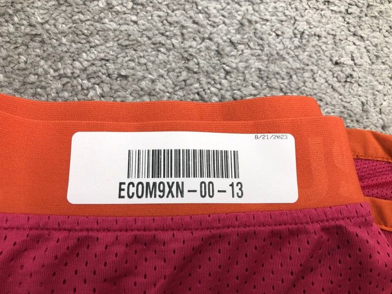 Nike Shorts Womens Medium Pink Dri Fit Activewear Athletic Running Swoosh Logo