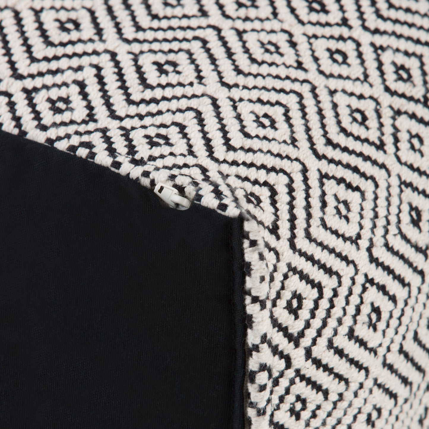 Handwoven Cotton Pouf with Black Piping