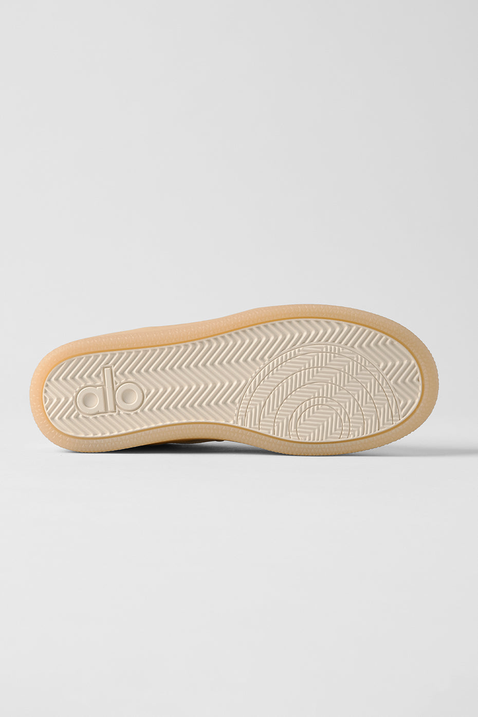 Alo Recovery Mode Sneaker - Clay