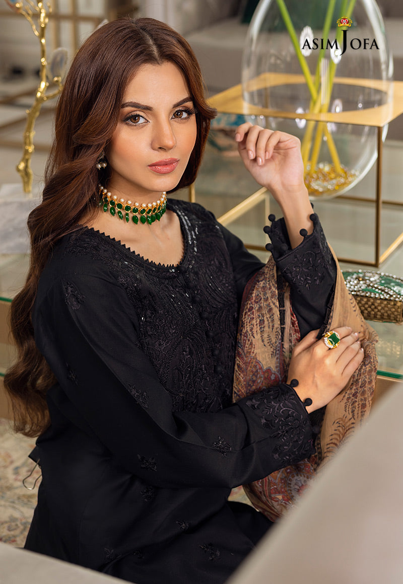 AJAA-06 EMBROIDERED LAWN 3 PCS