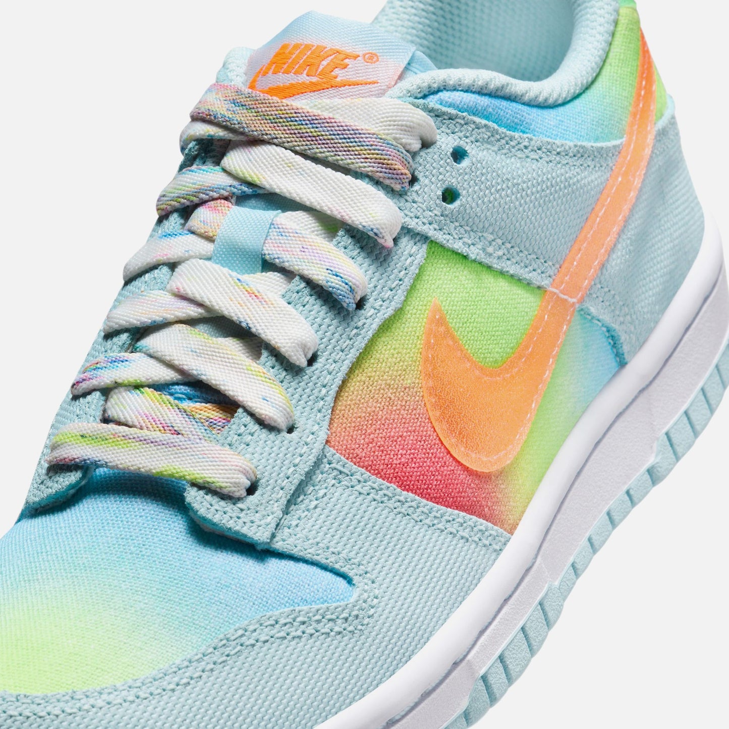 Nike GS Dunk Low - Glacier Blue / Light Lemon Twist / Aquarius Blue / Total Orange
