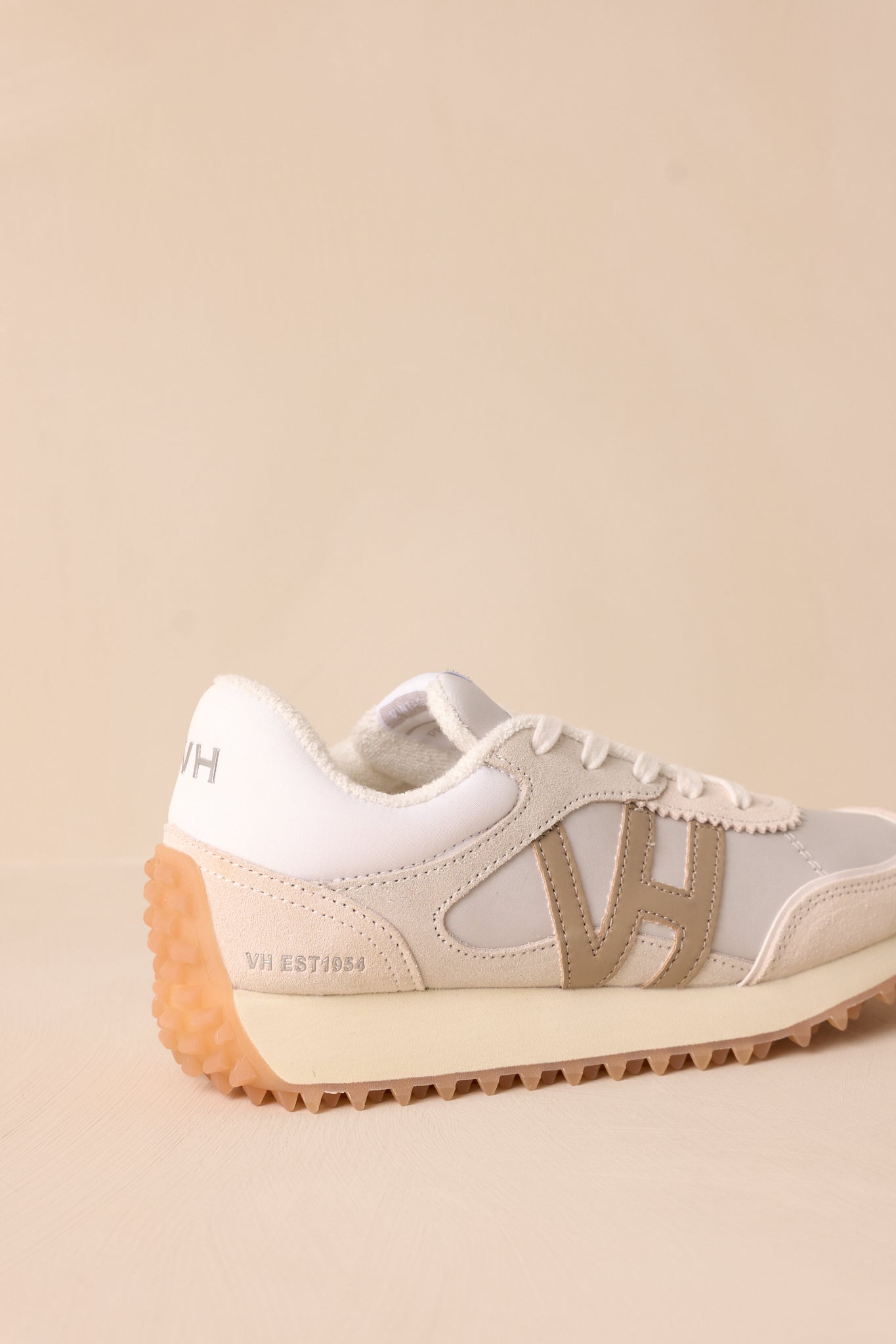 Vintage Havana Cosmic 15 White Pebble Sneakers