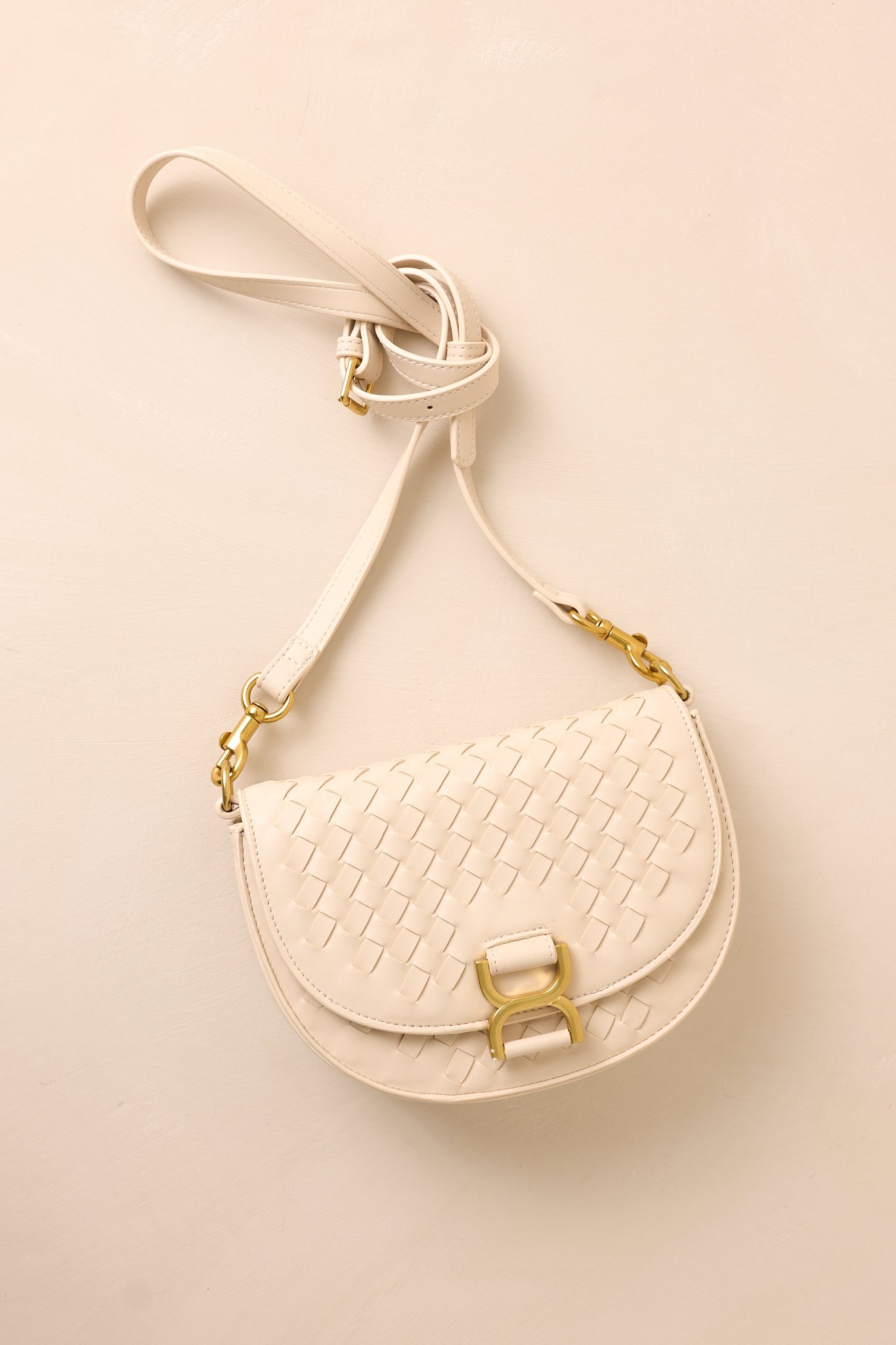 Tempest’s Call Beige Woven Faux Leather Handbag