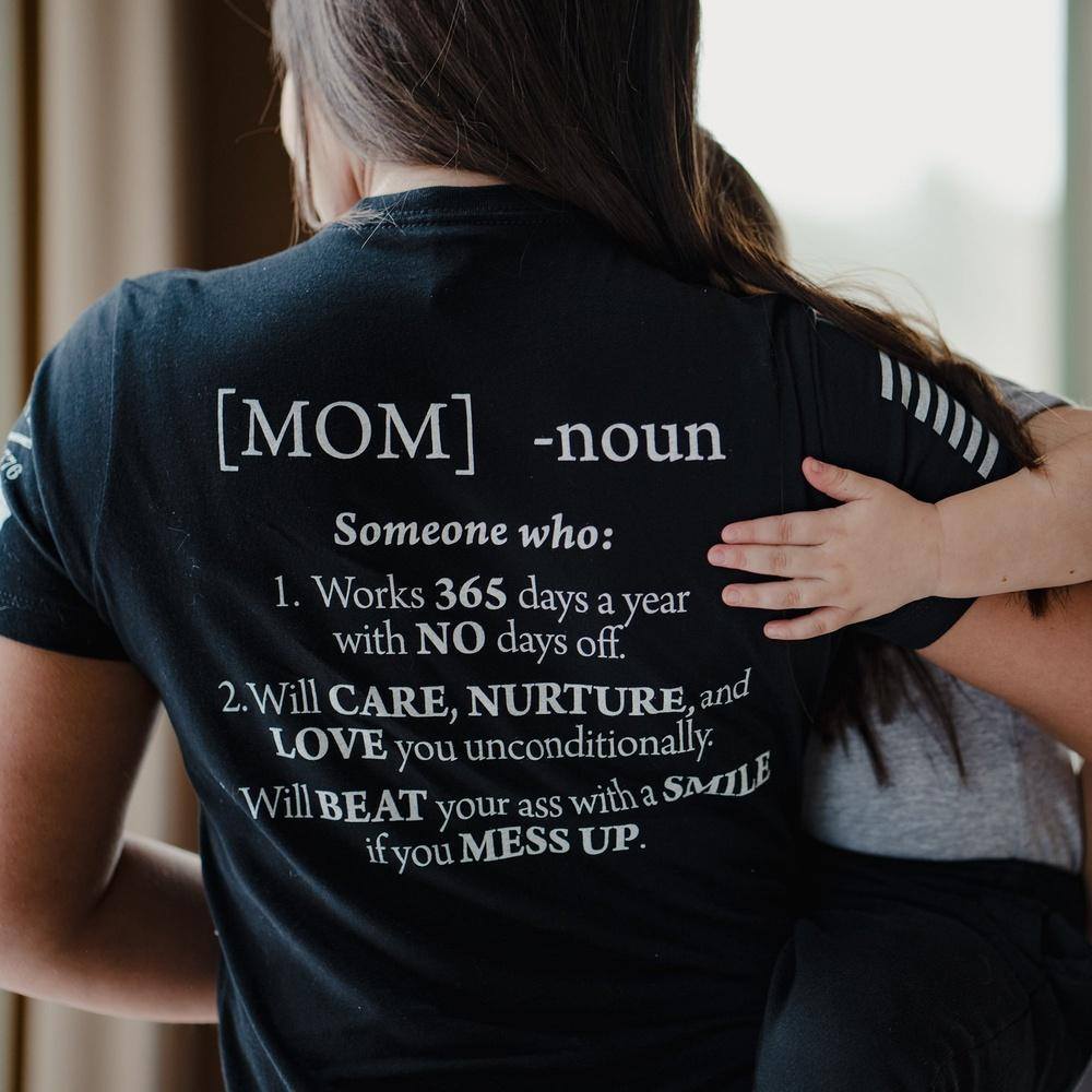 Women's Mom Defined T-Shirt - Black