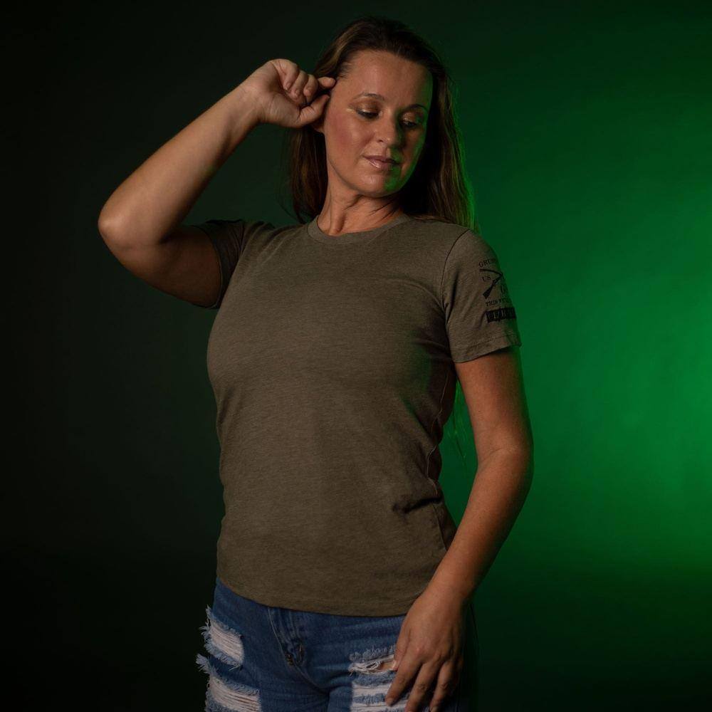 Club Member - Women's Basic Slim Fit T-Shirt- Heather Light Olive