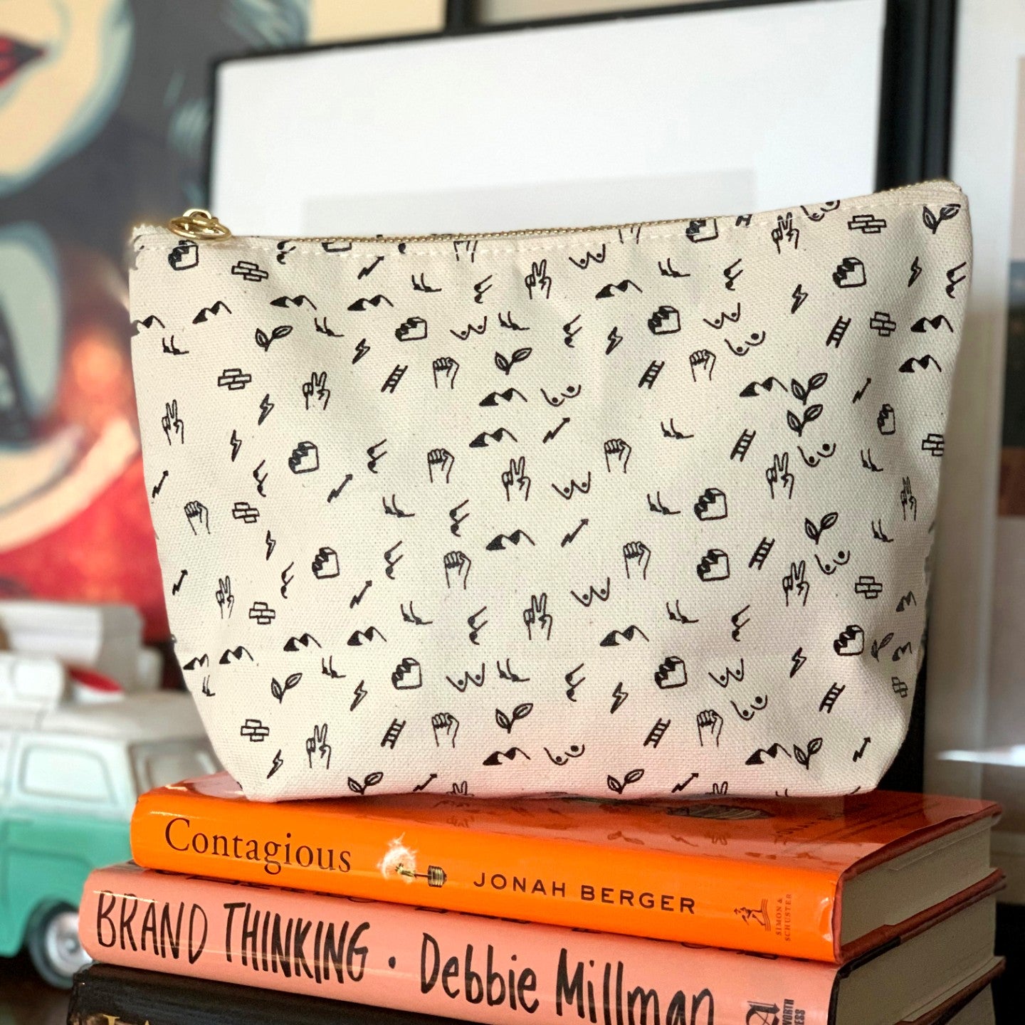 Boob Print Makeup Pouch