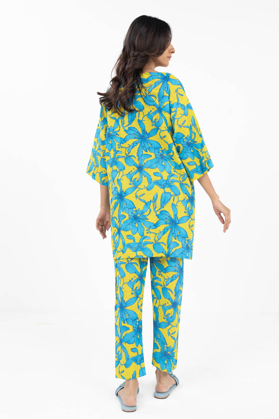 Stitched - 2 Pc Printed Khaddar Outfit
