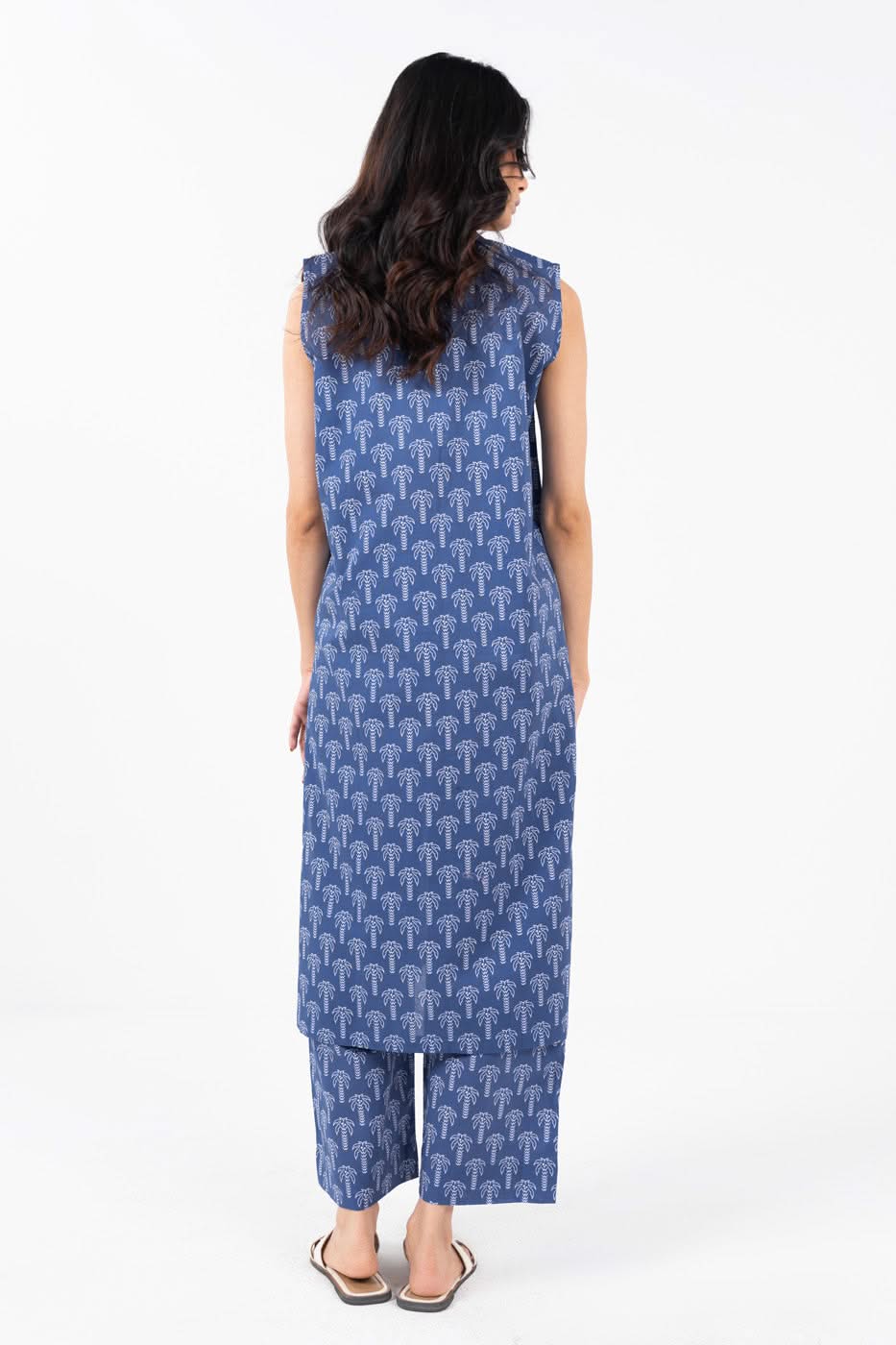 Stitched - 2 Pc Printed Cambric Outfit