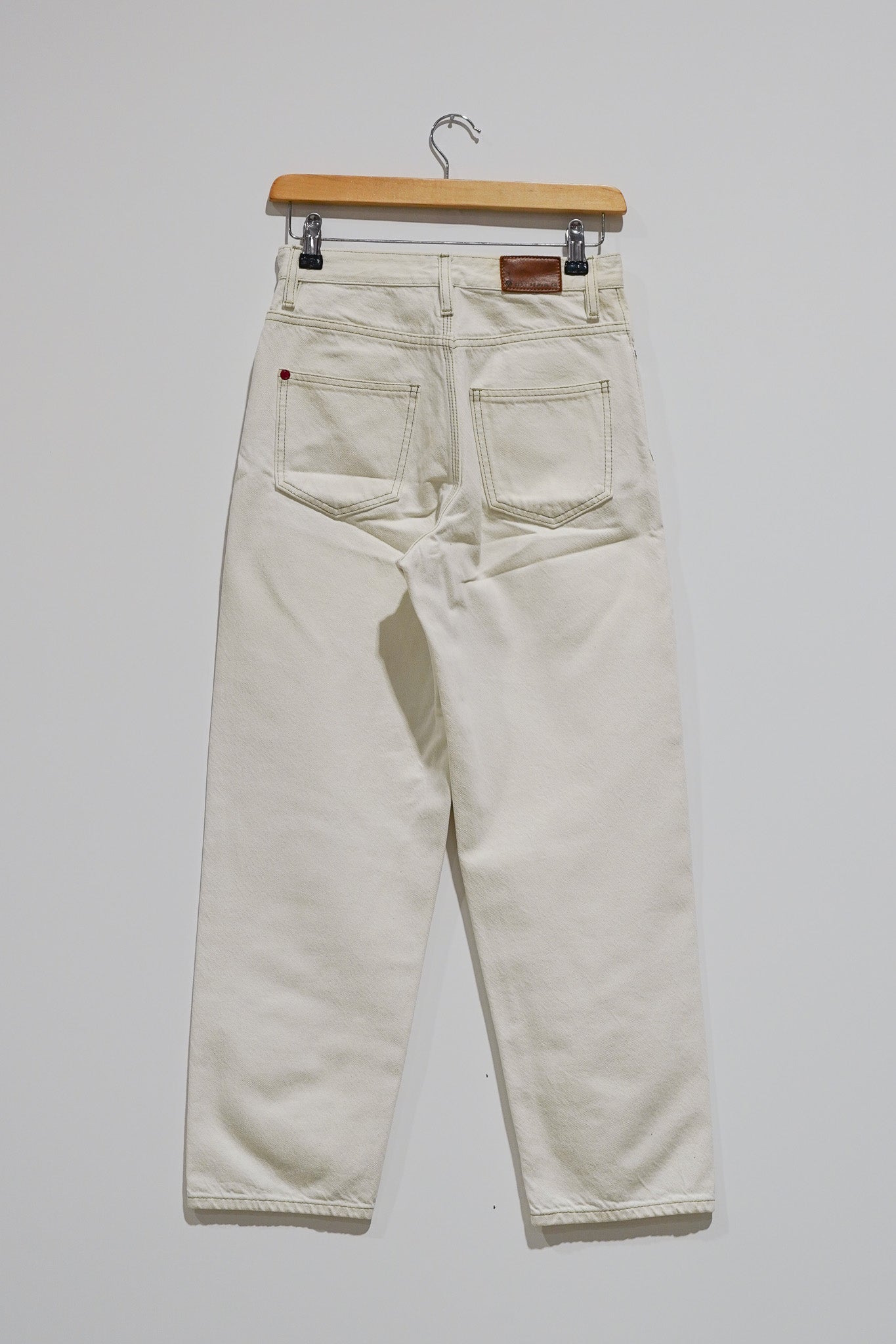 DJB0159 - Eira - W26 L28