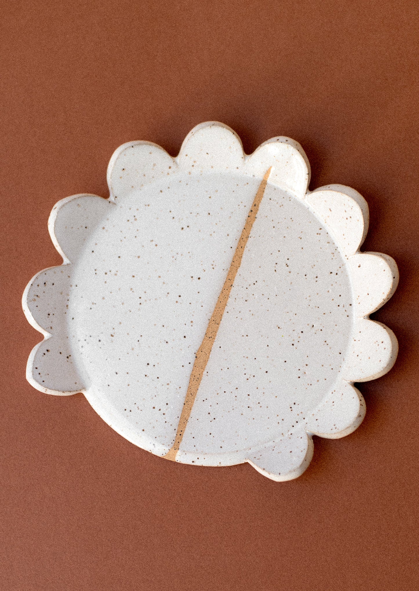 Scalloped Ceramic Spoon Rest