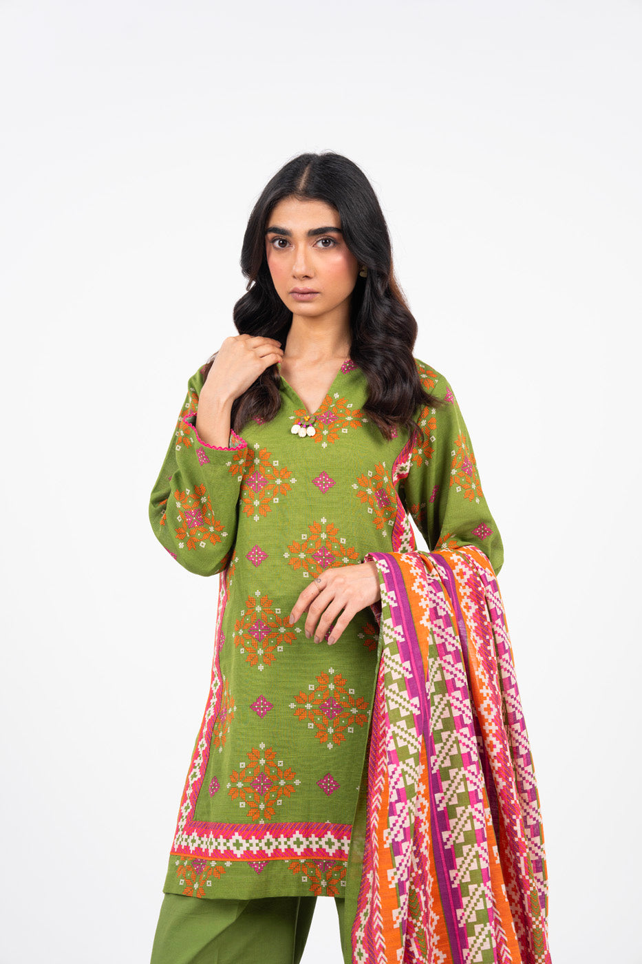 3 Piece Printed Khaddar Suit With Light Khaddar Dupatta