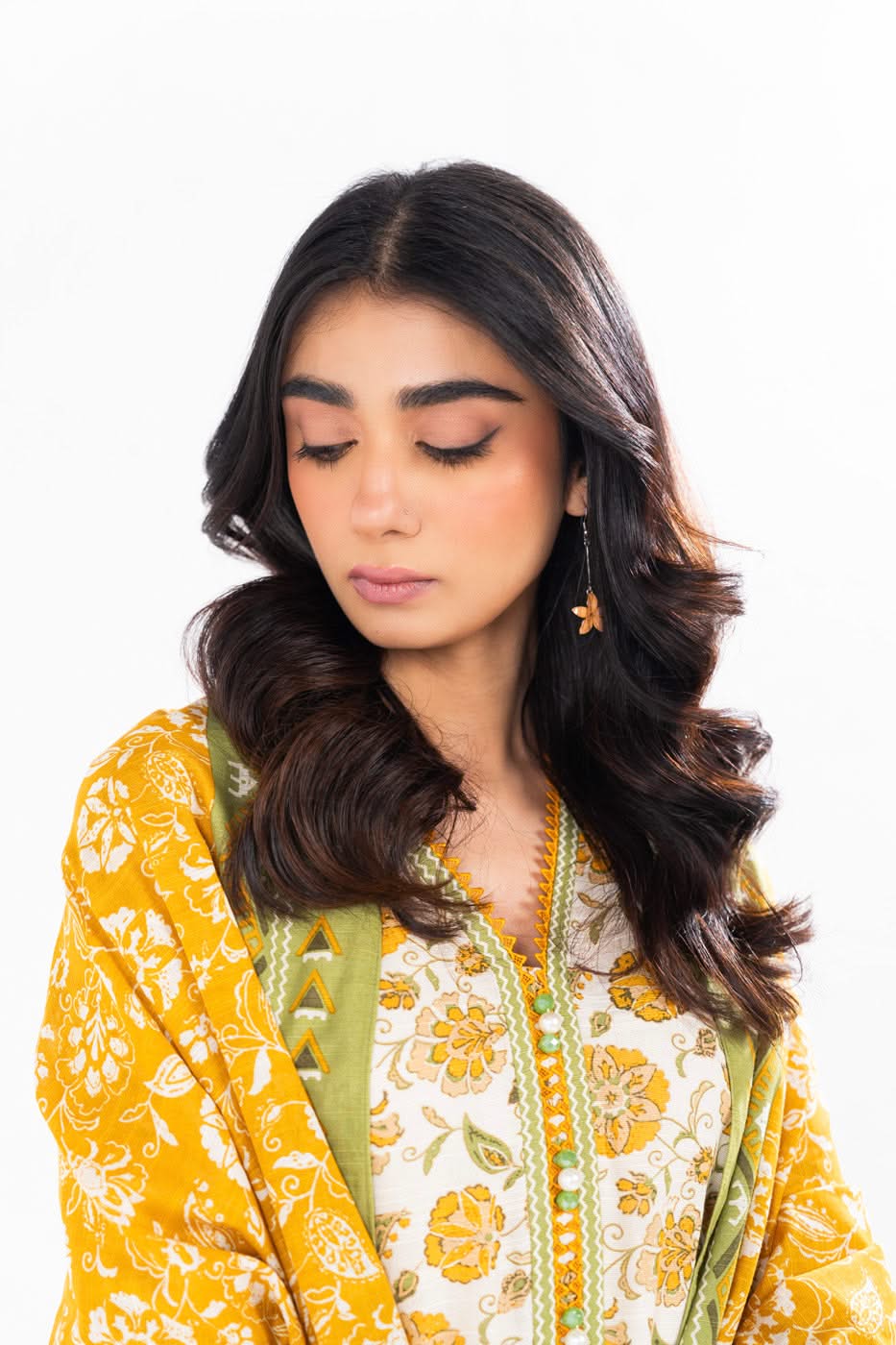 3 Piece Printed Khaddar Suit With Light Khaddar Dupatta