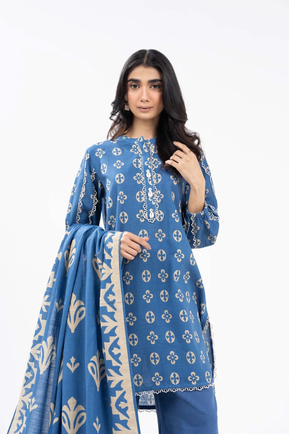 3 Piece Printed Khaddar Suit With Light Khaddar Dupatta