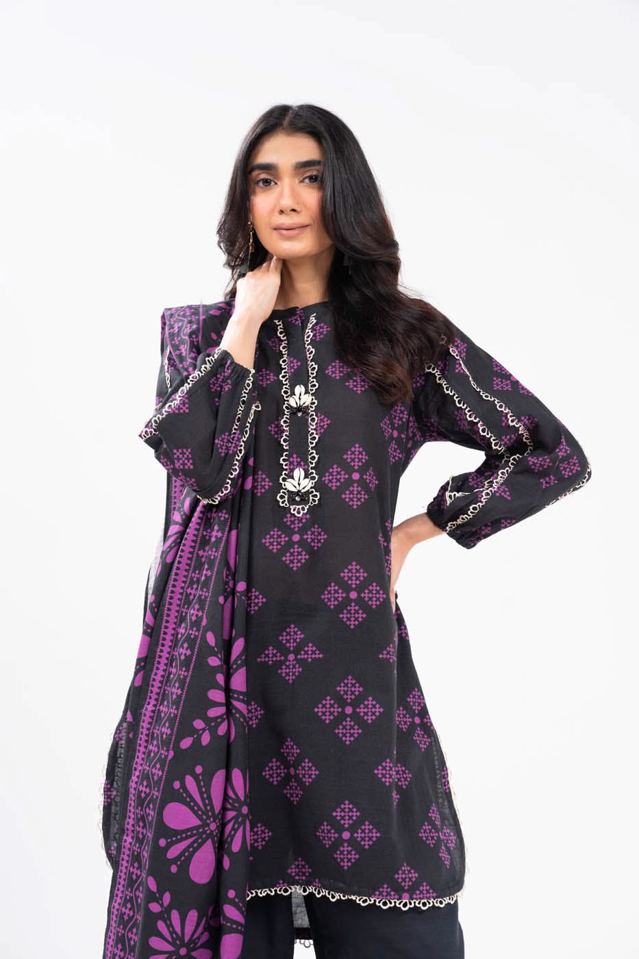 3 Piece Printed Khaddar Suit With Light Khaddar Dupatta