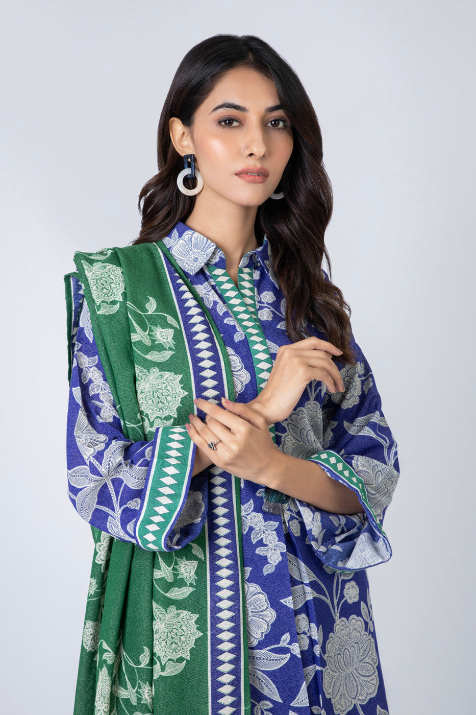 3 Piece Printed  Karandi Suit With  Karandi Dupatta