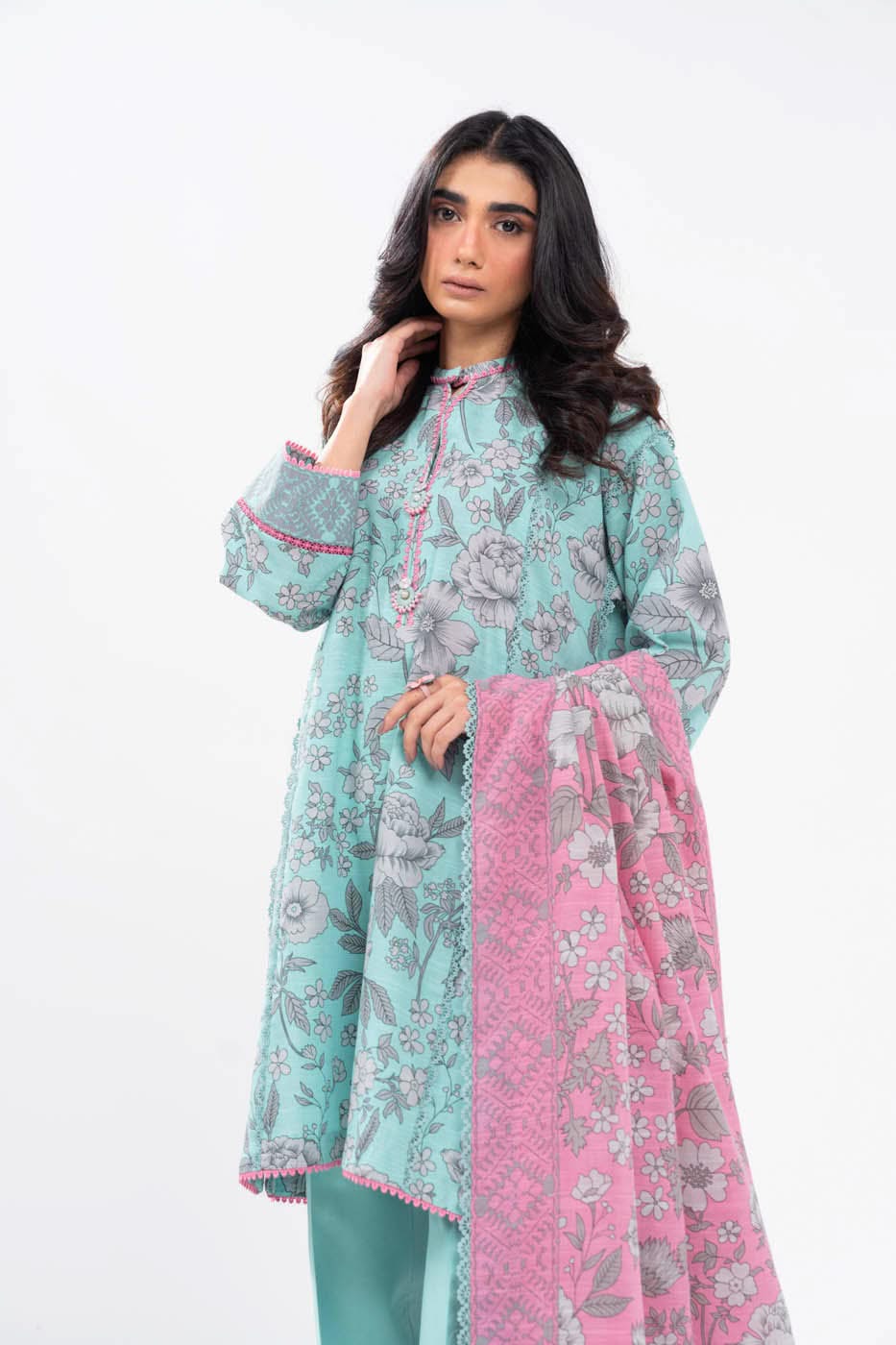 3 Piece Printed Khaddar Suit With Light Khaddar Dupatta
