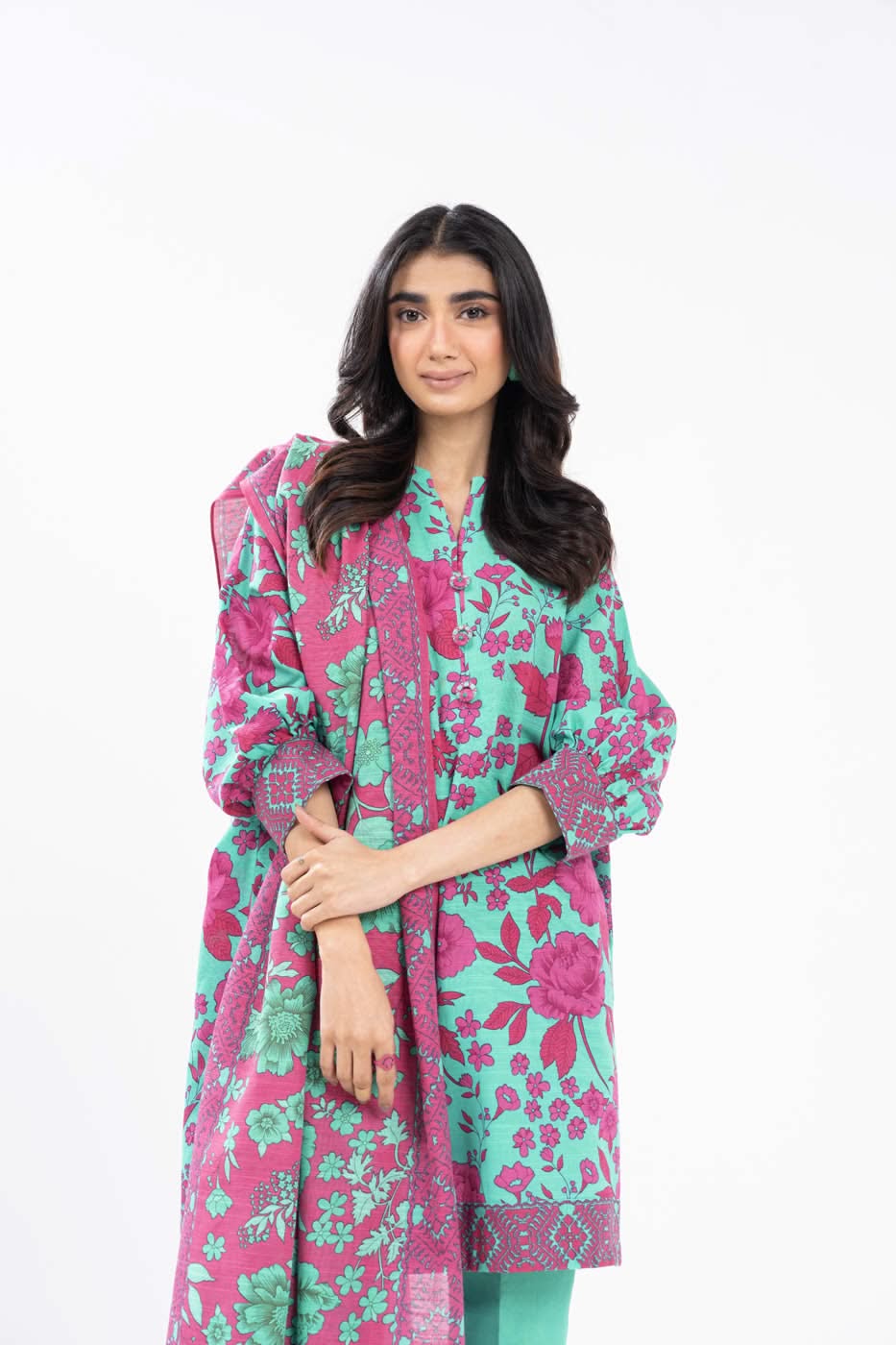 3 Piece Printed Khaddar Suit With Light Khaddar Dupatta