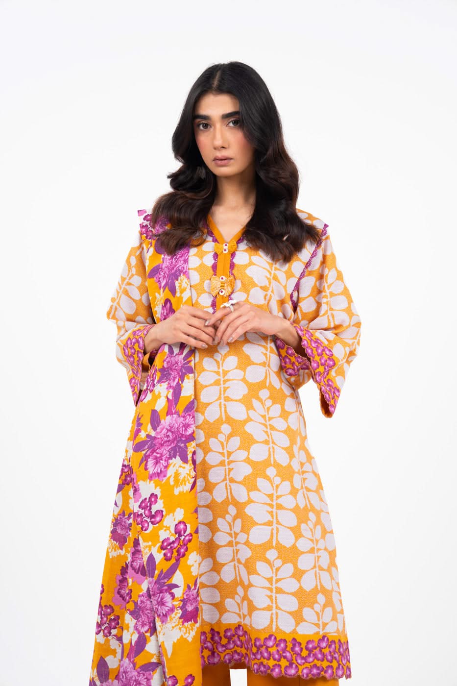 3 Piece Printed Khaddar Suit With Light Khaddar Dupatta