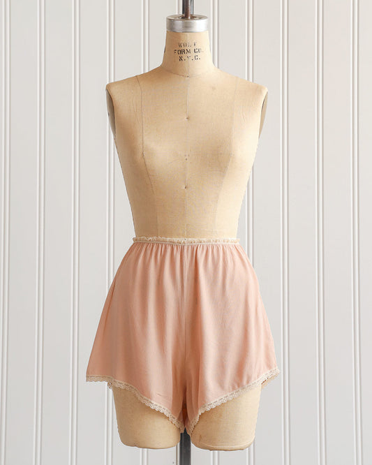 Evelyn Shorts